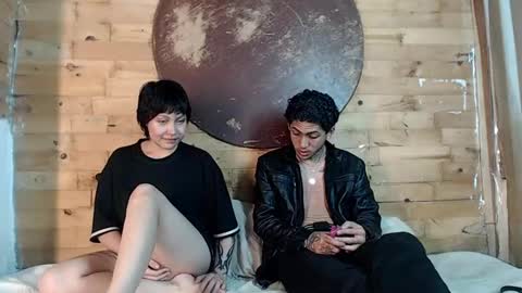 Snapshot of creampie_couple1 chatting on 01-15-25, 01:02 CAMILA Y SEBASTIAN online show from 01-15-25, 01:02