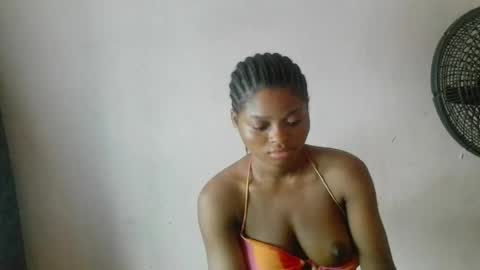 Snapshot of creamy_babyx chatting on 05-11-26, 04:04 Creamy babyx online show from 05-11-26, 04:04