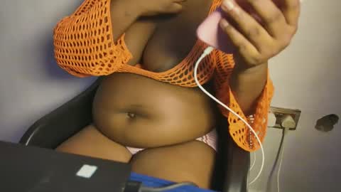 creamyposh1 online show from 12-20-25, 05:36