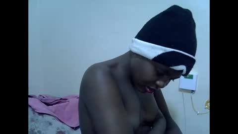 Snapshot of creamyypussyy chatting on 10-03-25, 09:56 creamyypussyy online show from 10-03-25, 09:56