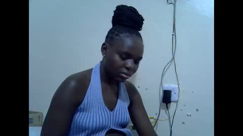 Snapshot of creamyypussyy chatting on 02-12-26, 12:05 creamyypussyy online show from 02-12-26, 12:05