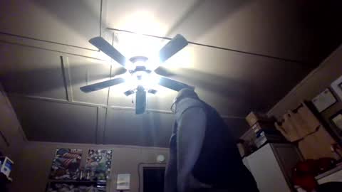 The hopeless romantic online show from 12-25-24, 07:35