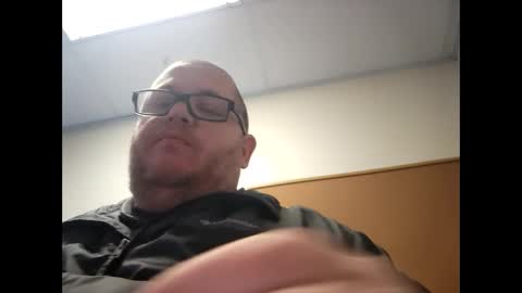 The hopeless romantic online show from 01-03-25, 08:22