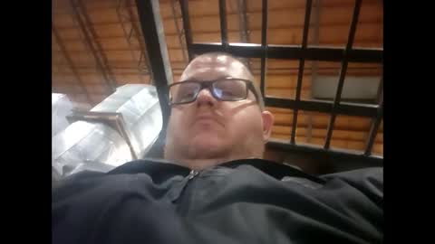 The hopeless romantic online show from 02-25-25, 05:19