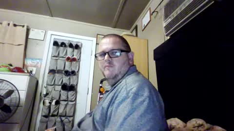 The hopeless romantic online show from 10-02-25, 07:26