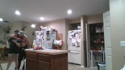 Creeksidecouple online show from 01-13-26, 01:55