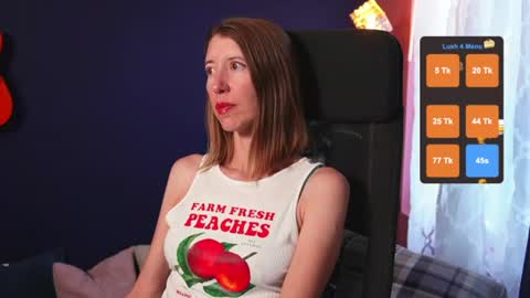Snapshot of creme_dela_creme chatting on 07-16-26, 02:50 Quinn de la Creme online show from 07-16-26, 02:50