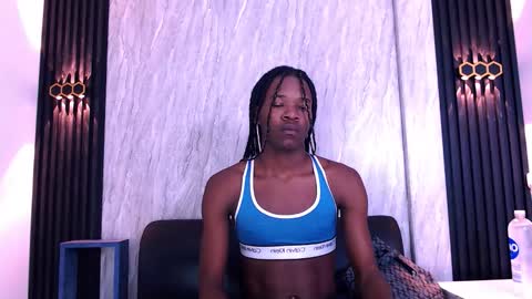 Snapshot of criisbrown_ chatting on 12-03-25, 11:52 CriisBrown online show from 12-03-25, 11:52