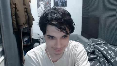Snapshot of cris_peace chatting on 03-24-26, 07:30 JOIN IN A FAN CLUB AND YOU WILL HAVE 90 OF MY PHOTOVIDEO FREE FANSLY - online show from 03-24-26, 07:30