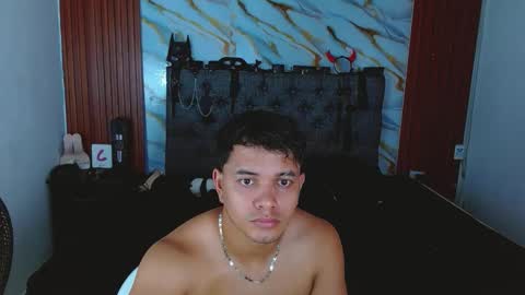 CRISANDMERY online show from 11-24-25, 06:40