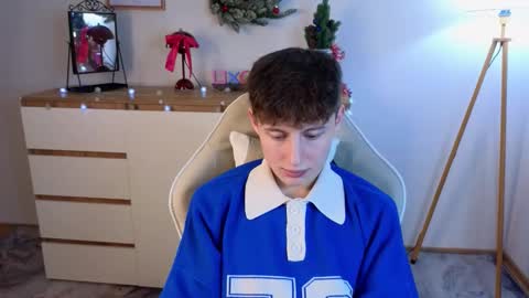 Chris online show from 12-14-25, 03:17