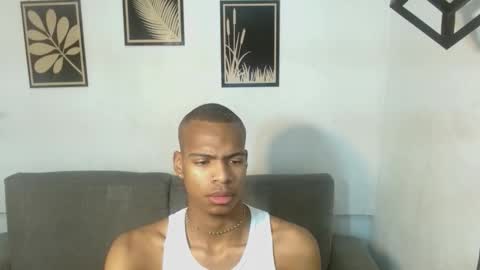 criss_zuri online show from 10-01-25, 11:38