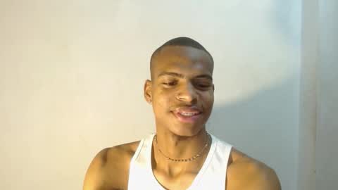 criss_zuri online show from 10-11-25, 12:04