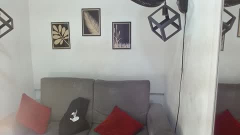 criss_zuri online show from 12-19-25, 12:23