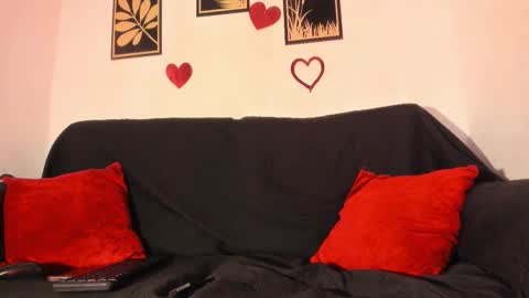 criss_zuri online show from 02-17-26, 01:07