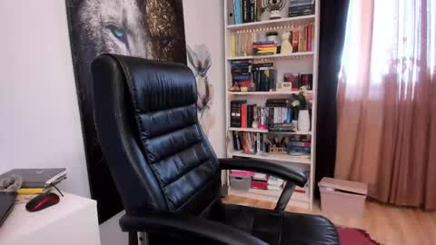 Twitter Christinne p online show from 03-06-26, 10:23