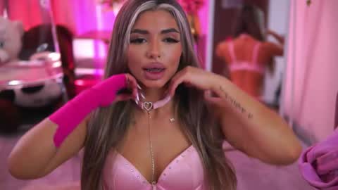 Crissy online show from 04-24-26, 09:12