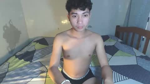 cristal1xox online show from 11-10-25, 06:23