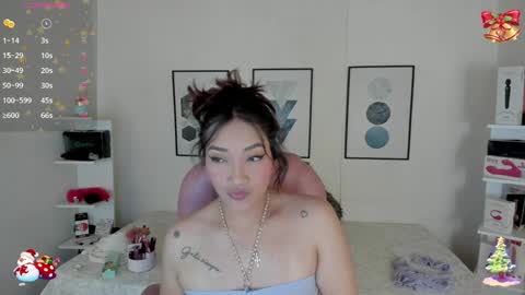 Snapshot of cristal__hot_1 chatting on 12-14-24, 04:12 Cristal online show from 12-14-24, 04:12