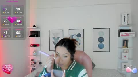 Snapshot of cristal__hot_1 chatting on 02-02-25, 04:05 Cristal online show from 02-02-25, 04:05