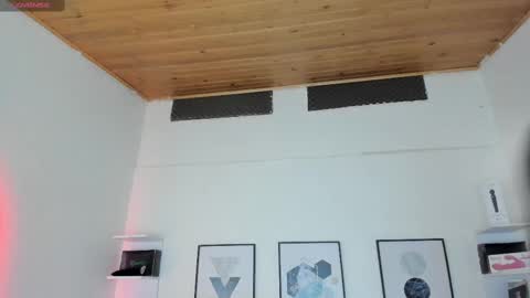 Snapshot of cristal__hot_1 chatting on 02-11-25, 07:02 Cristal online show from 02-11-25, 07:02