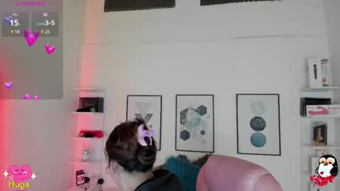 Snapshot of cristal__hot_1 chatting on 02-14-25, 04:04 Cristal online show from 02-14-25, 04:04