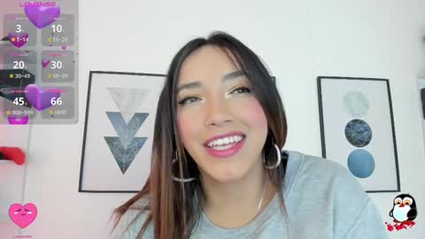 Snapshot of cristal__hot_1 chatting on 02-21-25, 07:23 Cristal online show from 02-21-25, 07:23