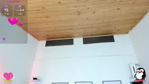 Snapshot of cristal__hot_1 chatting on 02-23-25, 10:17 Cristal online show from 02-23-25, 10:17