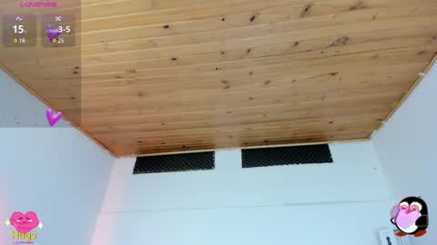 Snapshot of cristal__hot_1 chatting on 02-28-25, 04:21 Cristal online show from 02-28-25, 04:21