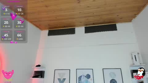 Snapshot of cristal__hot_1 chatting on 03-07-25, 10:45 Cristal online show from 03-07-25, 10:45