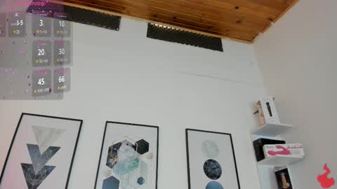 Snapshot of cristal__hot_1 chatting on 03-09-25, 04:33 Cristal online show from 03-09-25, 04:33