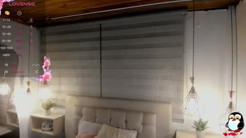 Snapshot of cristal__hot_1 chatting on 10-06-25, 04:10 Cristal online show from 10-06-25, 04:10