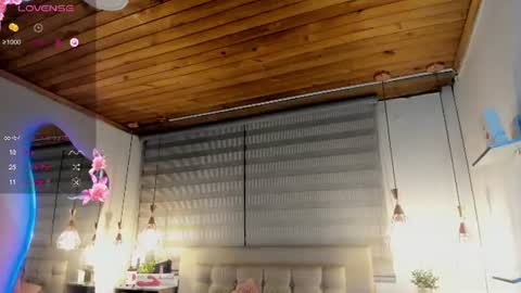 Snapshot of cristal__hot_1 chatting on 07-07-26, 06:47 Cristal online show from 07-07-26, 06:47