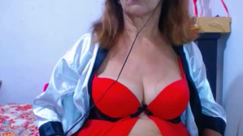 cristal_collins1 online show from 02-04-25, 11:49
