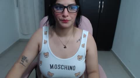 Cristal online show from 01-24-25, 03:43