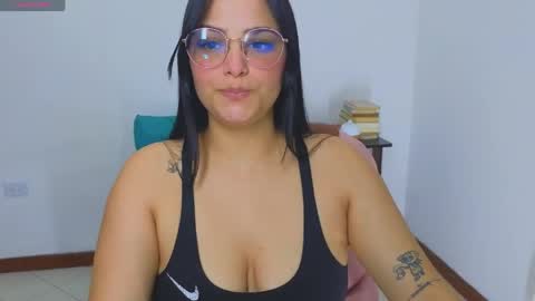 Snapshot of cristal_hot07 chatting on 05-28-26, 10:51 Cristal online show from 05-28-26, 10:51