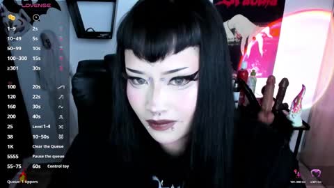 Cris online show from 10-30-25, 09:59