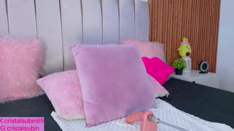 Snapshot of cristal_subin69 chatting on 11-13-25, 12:15 STEFANYIG cristalsubin online show from 11-13-25, 12:15