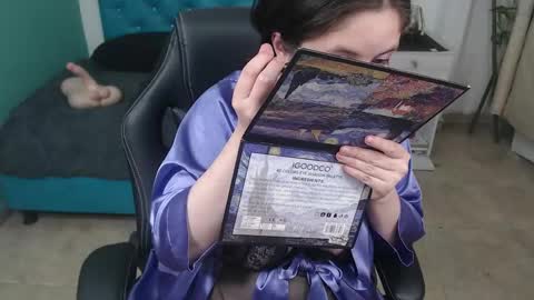 Snapshot of cristaladams6 chatting on 12-16-24, 07:54 CristalAdams online show from 12-16-24, 07:54