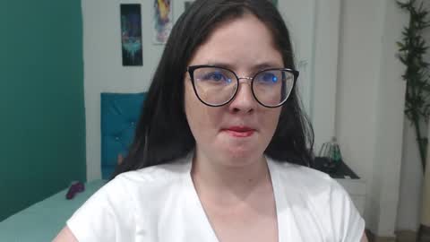 Snapshot of cristaladams6 chatting on 02-10-25, 07:17 CristalAdams online show from 02-10-25, 07:17