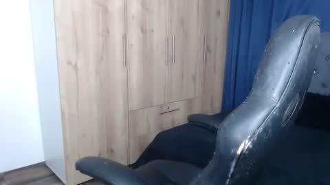 Natalie                      online show from 04-07-26, 02:01