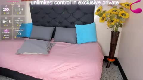 cristale69 online show from 04-14-26, 06:47