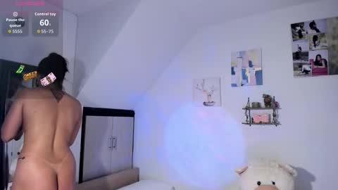 cristal online show from 10-13-25, 01:00