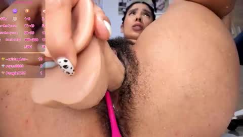 cristal online show from 11-14-25, 03:33