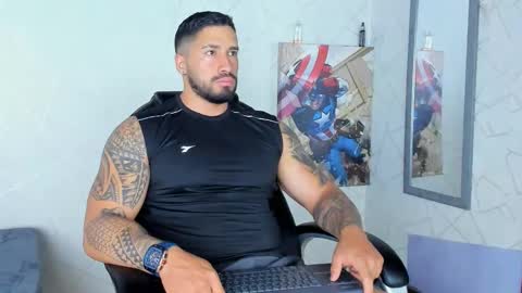 Snapshot of cristian_walker chatting on 01-05-25, 12:10 cristian walker online show from 01-05-25, 12:10
