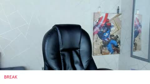 Snapshot of cristian_walker chatting on 01-06-25, 04:13 cristian walker online show from 01-06-25, 04:13
