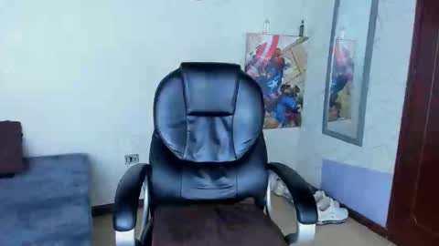 Snapshot of cristian_walker chatting on 01-15-25, 08:26 cristian walker online show from 01-15-25, 08:26