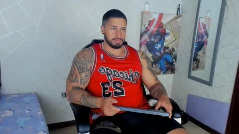 Snapshot of cristian_walker chatting on 02-07-25, 12:39 cristian walker online show from 02-07-25, 12:39