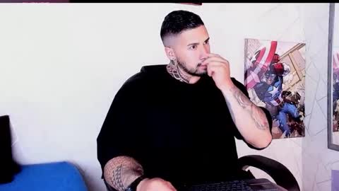 Snapshot of cristian_walker chatting on 10-01-25, 10:43 cristian walker online show from 10-01-25, 10:43