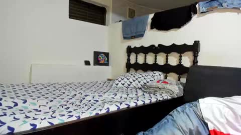 Snapshot of cristiand20 chatting on 01-14-25, 06:02 Cristian online show from 01-14-25, 06:02